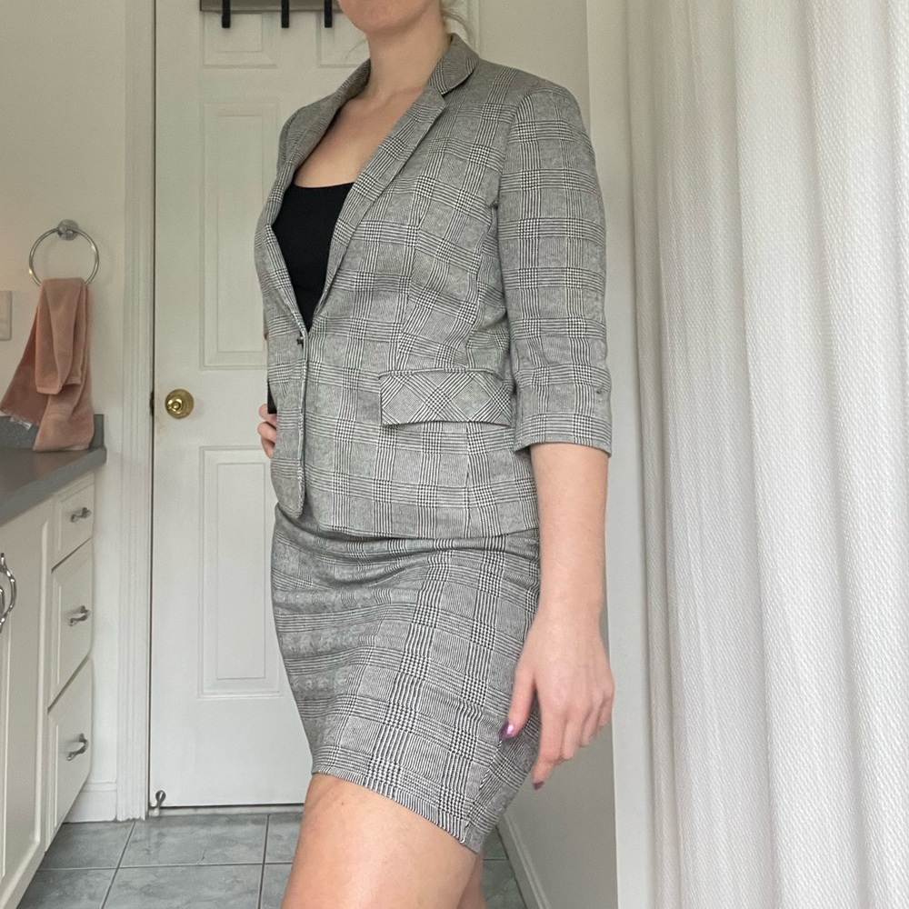 EXPRESS Interview Ready Women’s Suit